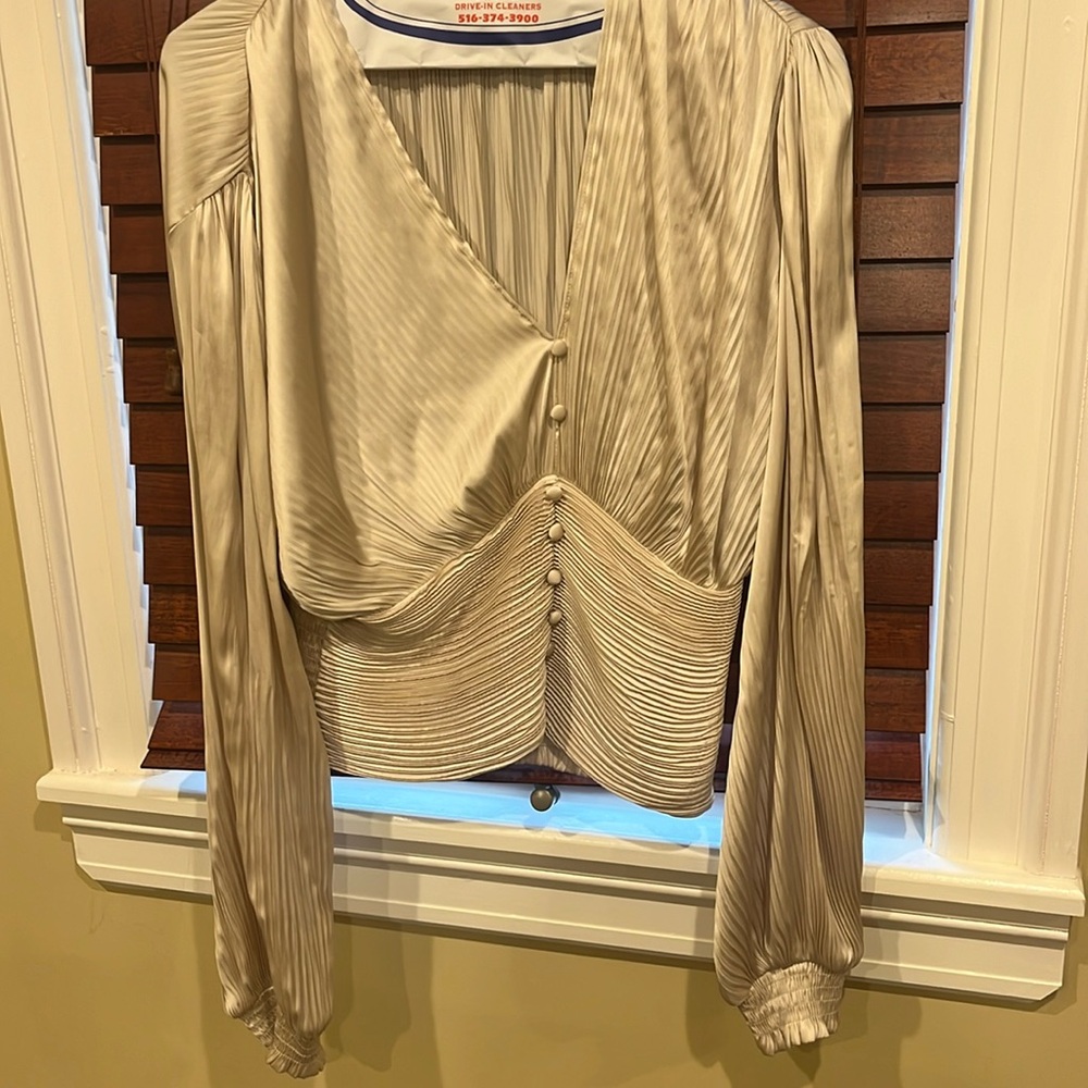 Fate Top Size Medium - image 1